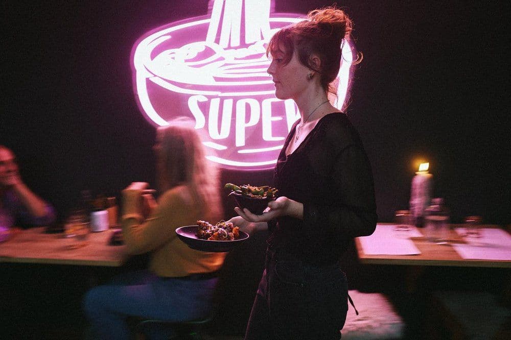 SUPER — Restaurants in Lyttelton