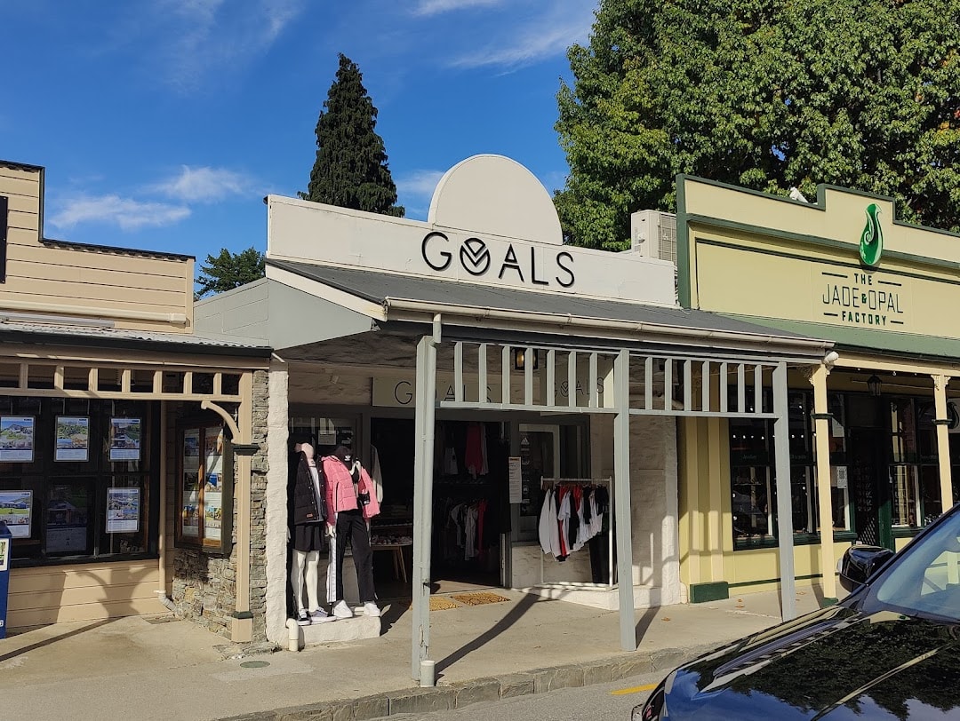 GOALS STORE — Clothing Stores in Arrowtown