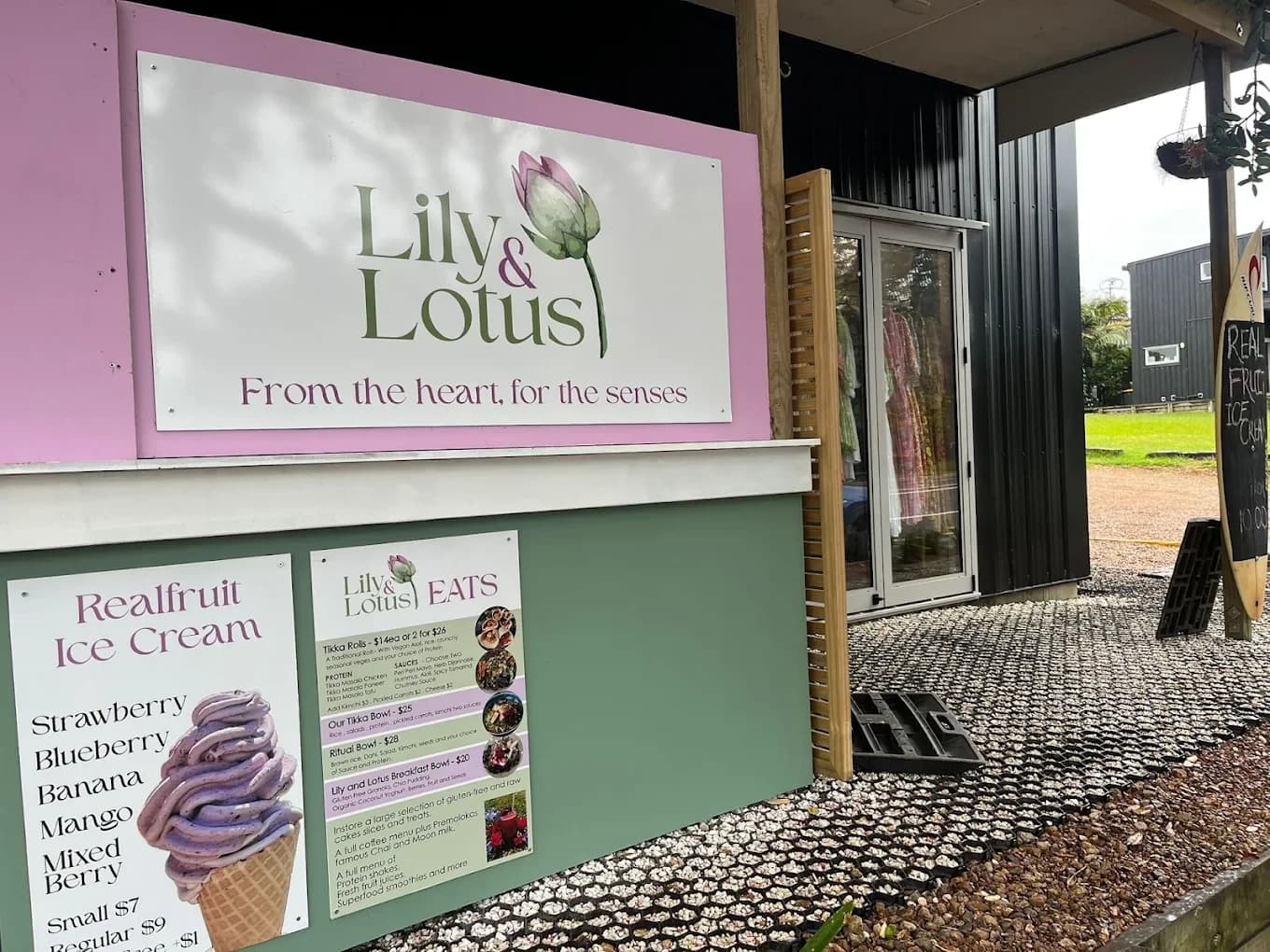 Lily and Lotus — Clothing Stores in Waiheke Island