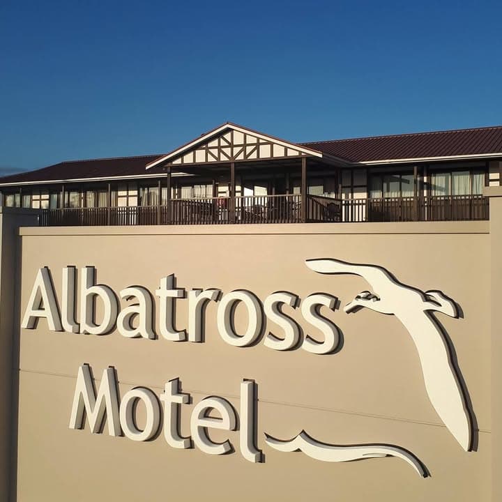 Albatross Motel