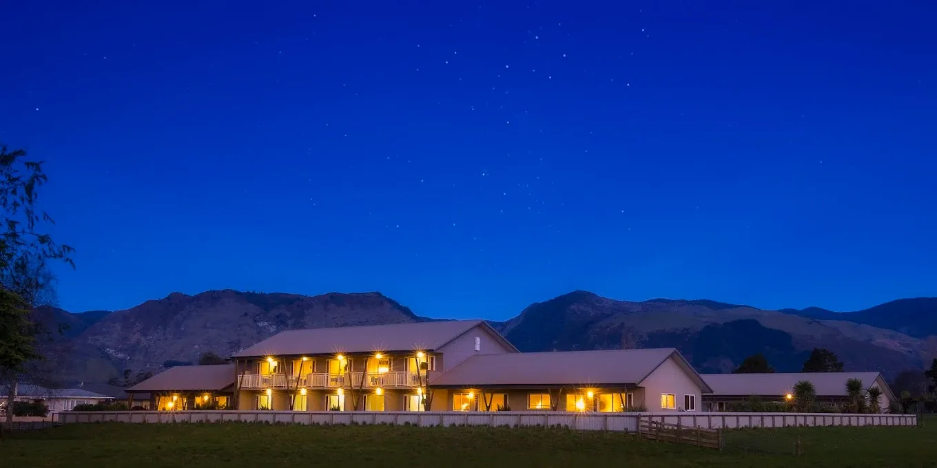 Mohua Motels — Accommodation in Tākaka