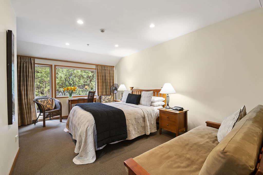 The Classic Villa — Hotels in Christchurch