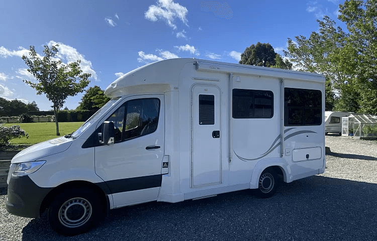 Southern Campers — Car Rental Services in Queenstown