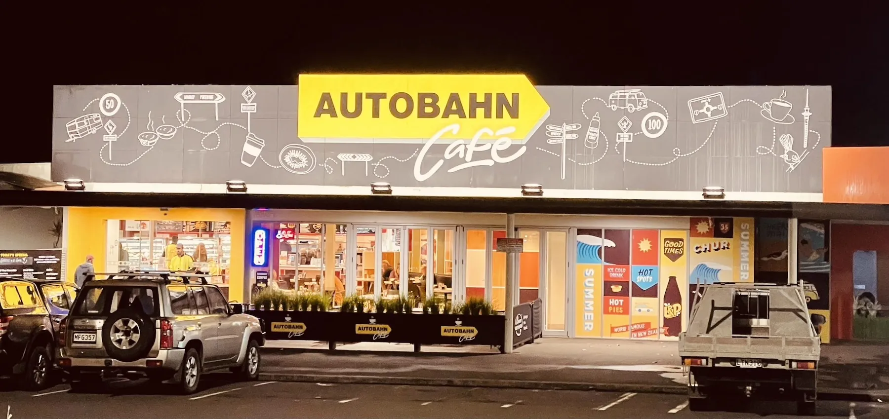 Autobahn Café Papakura — Café in Papakura