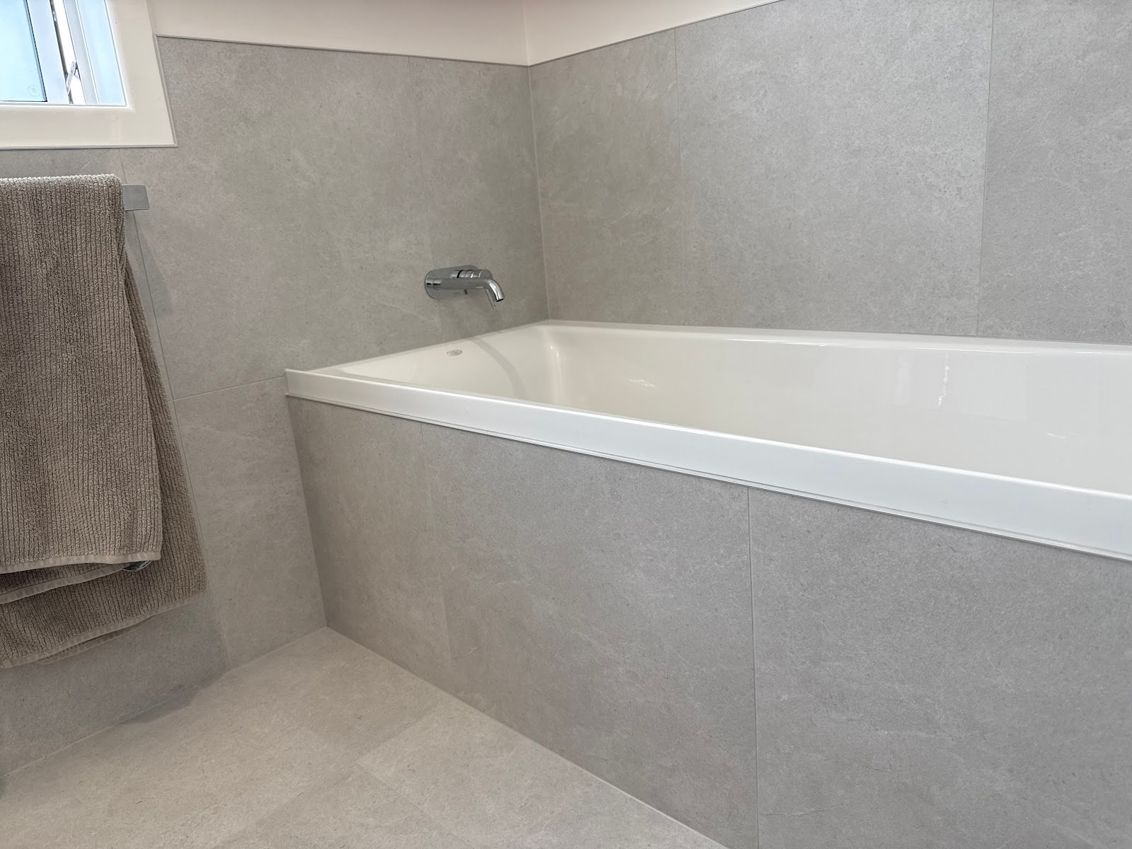 Dijon Tiling — Builders in Omanawa