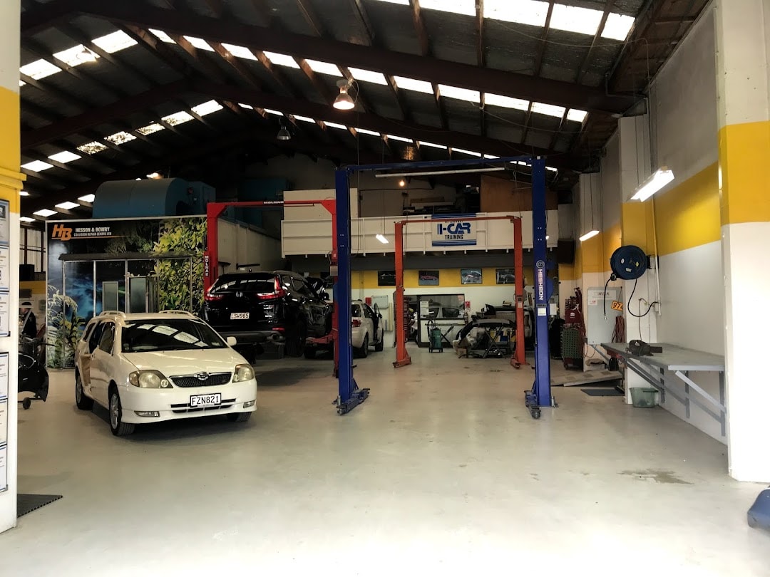 Hesson & Bowry Collision Centre — Mechanics in Christchurch