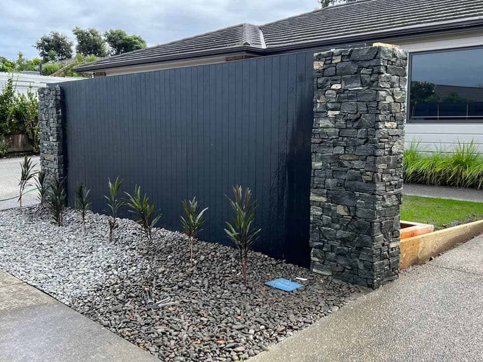 Kapiti Coast Fencing — Builders in Wellington