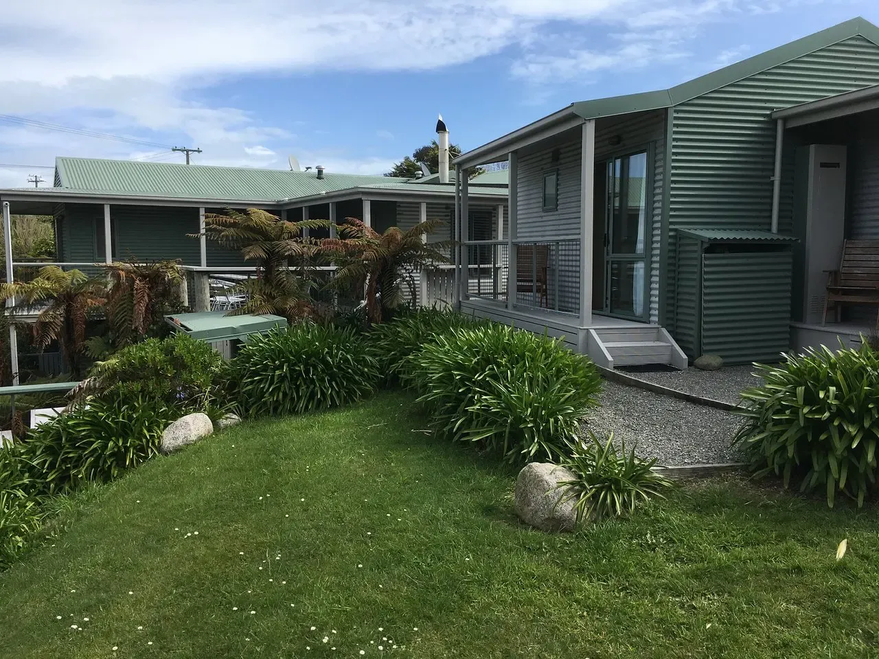 Omau Settlers Lodge — Accommodation in Cape Foulwind