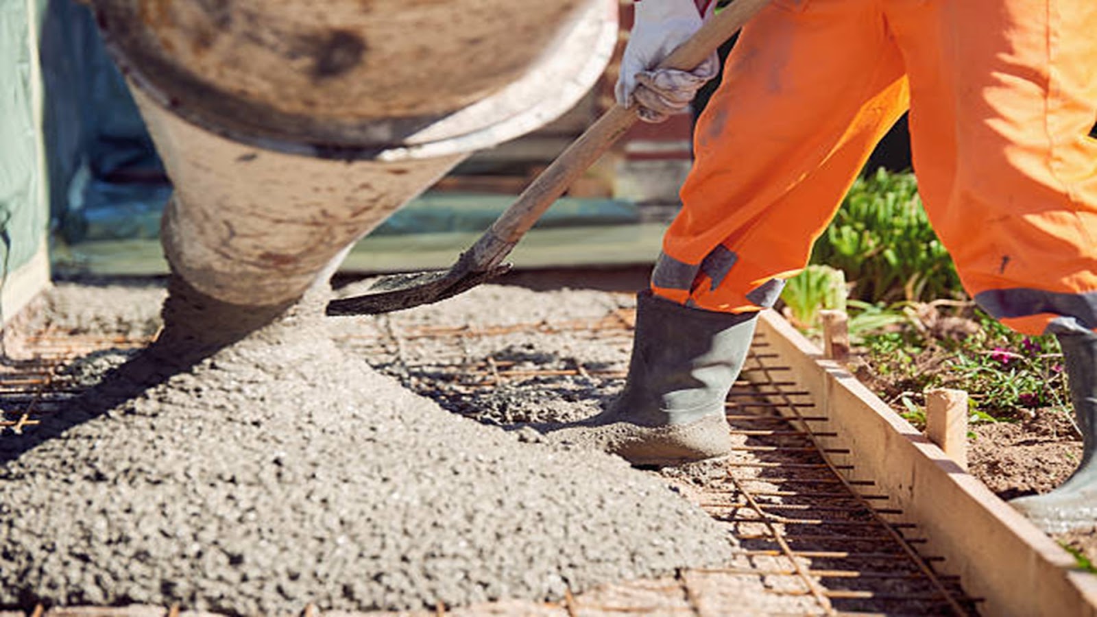 AR Concrete — Paving Contractors in Hamilton