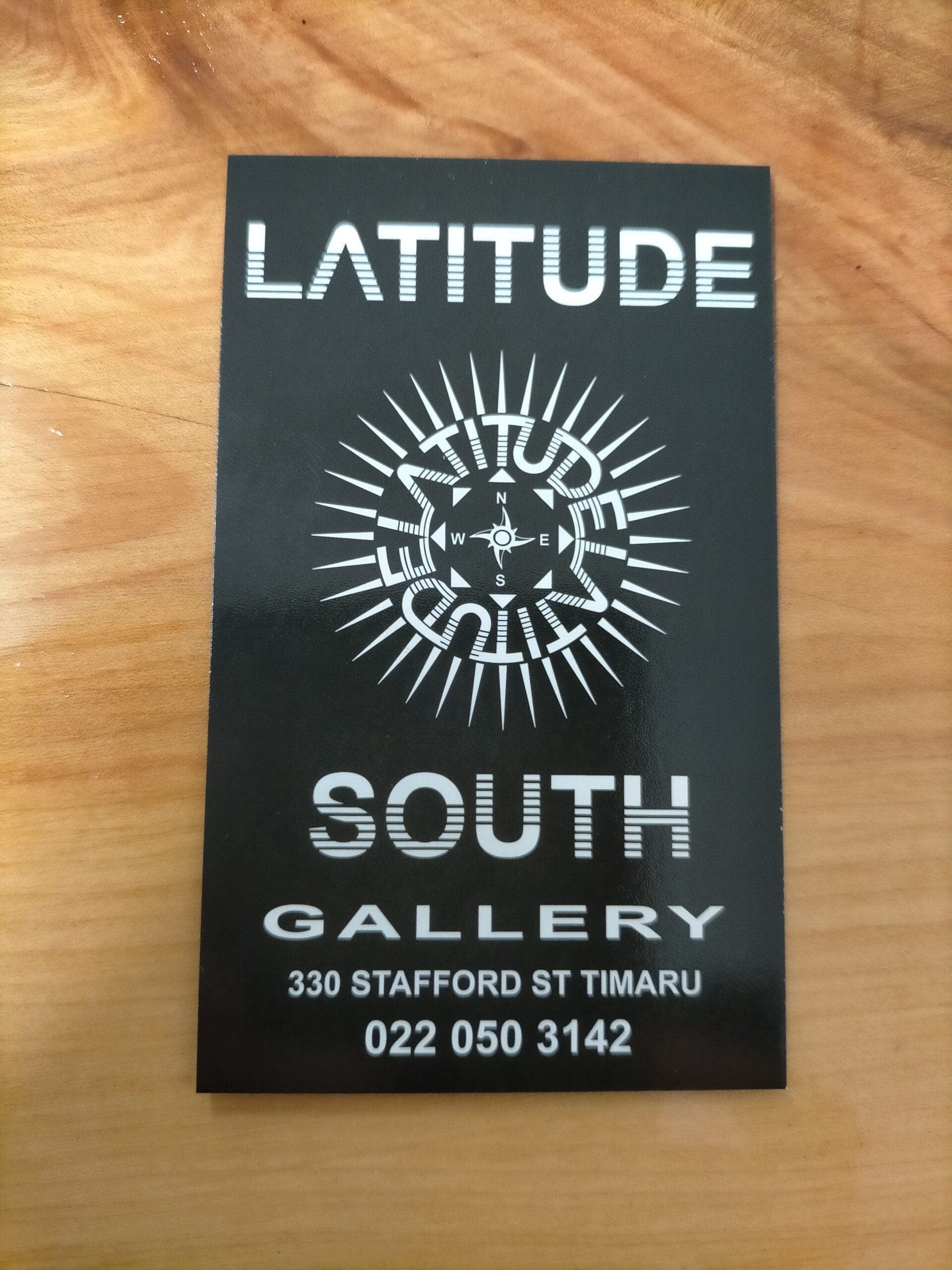 LATITUDE SOUTH logo