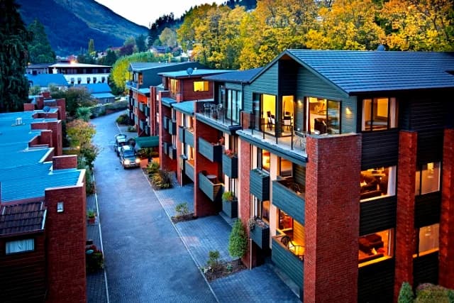 St James Apartments — Accommodation in Queenstown