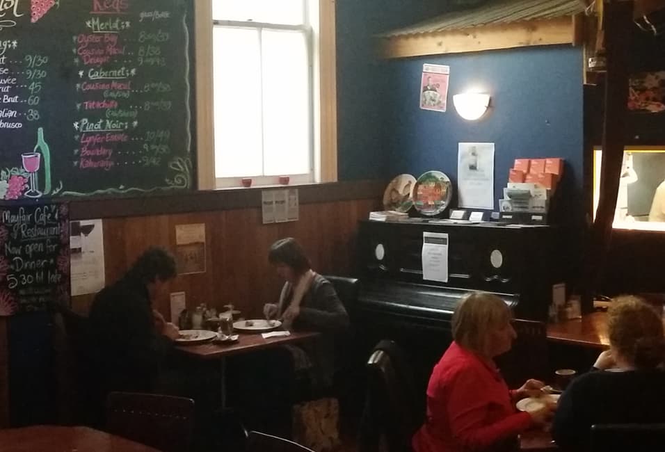 Mayfair — Café in Upper Hutt