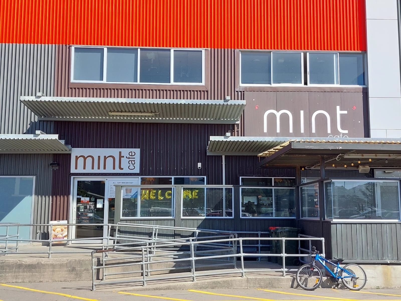Mint Cafe — Takeaway Food in Wellington