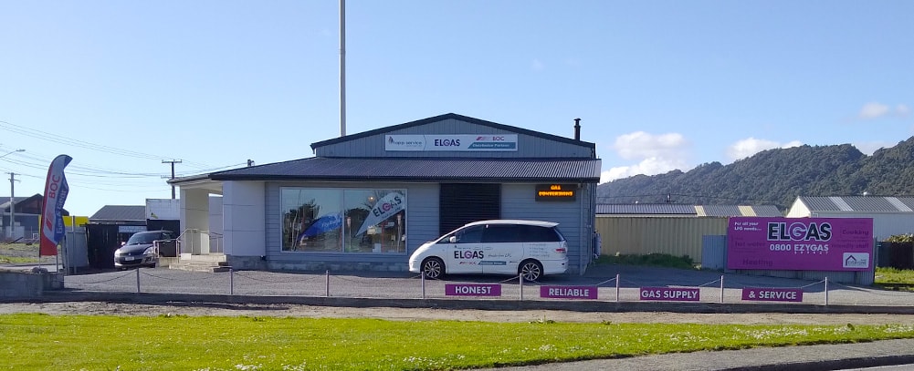 Topp Service Centre — Mechanics in Greymouth