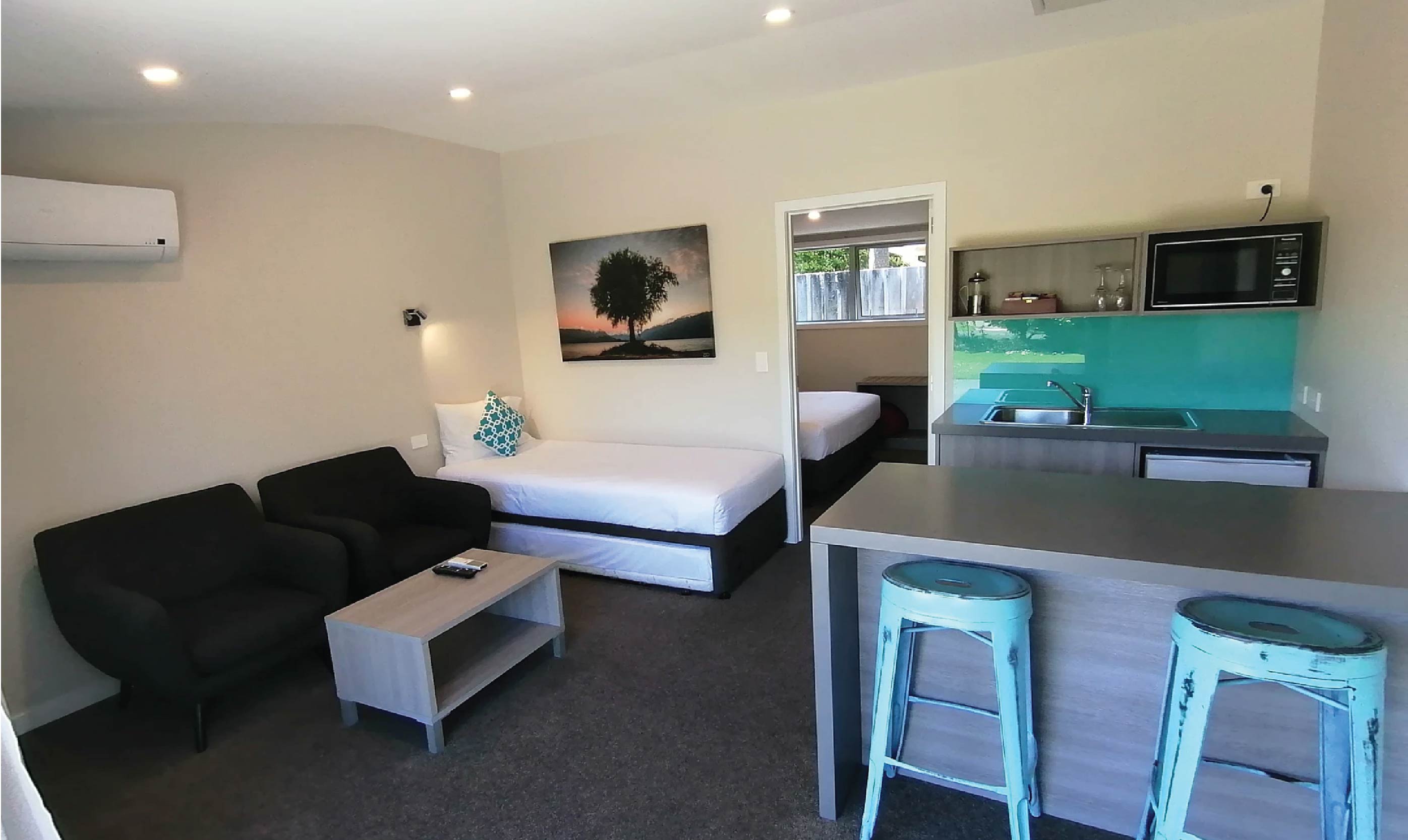 Edgewater Motel — Accommodation in Te Anau