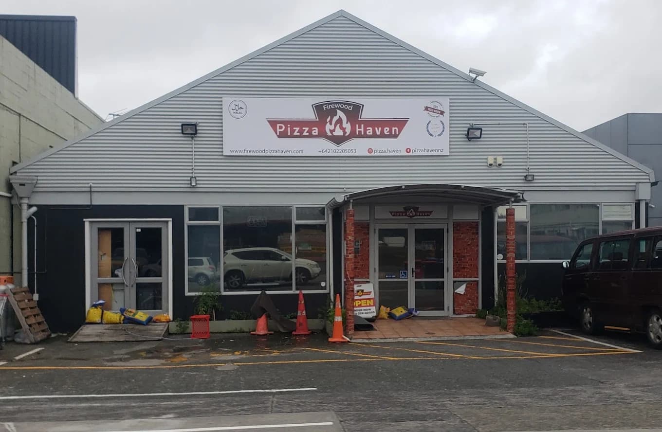 Firewood Pizza Haven — Pizza Places in Puketāpapa