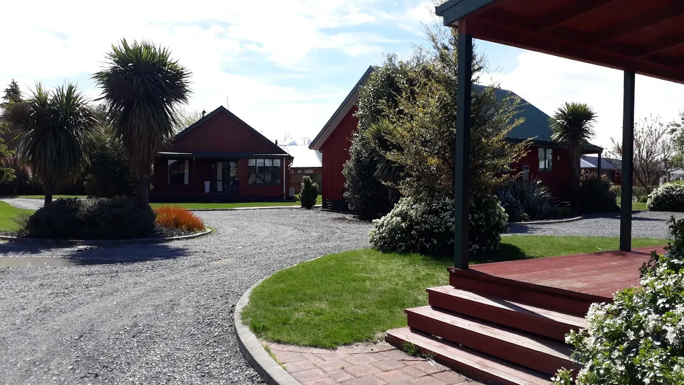 Cedar Chalets — Accommodation in Methven