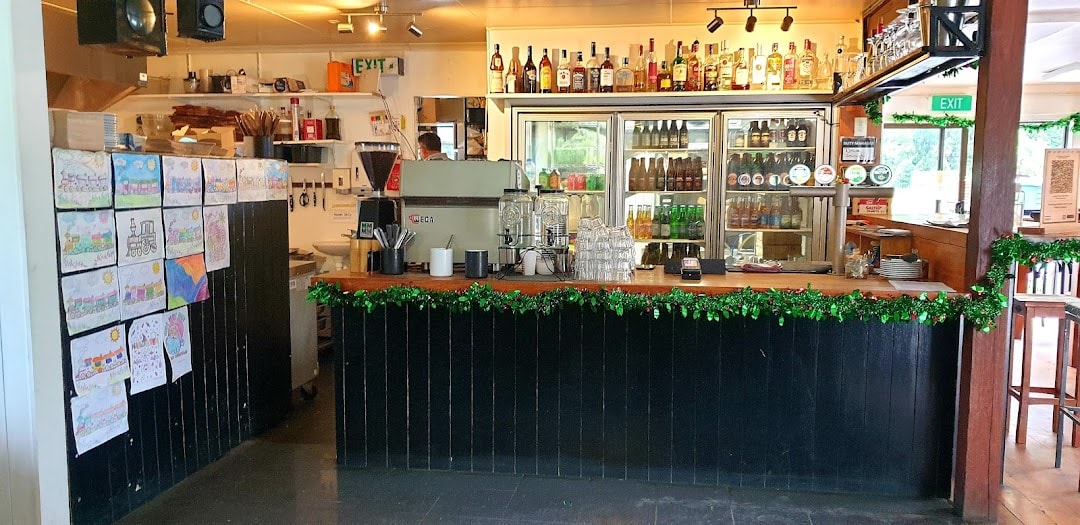 Kingston Flyer Cafe and Bar — Café in Kingston