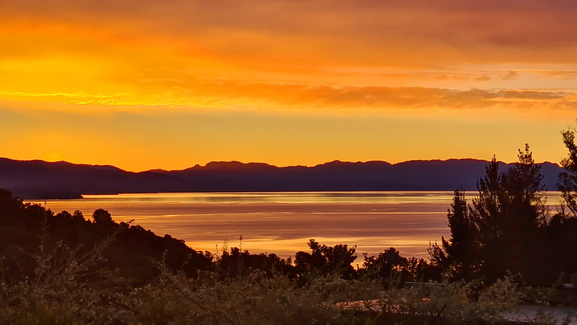 The Secret Spot — Accommodation in Pōhara