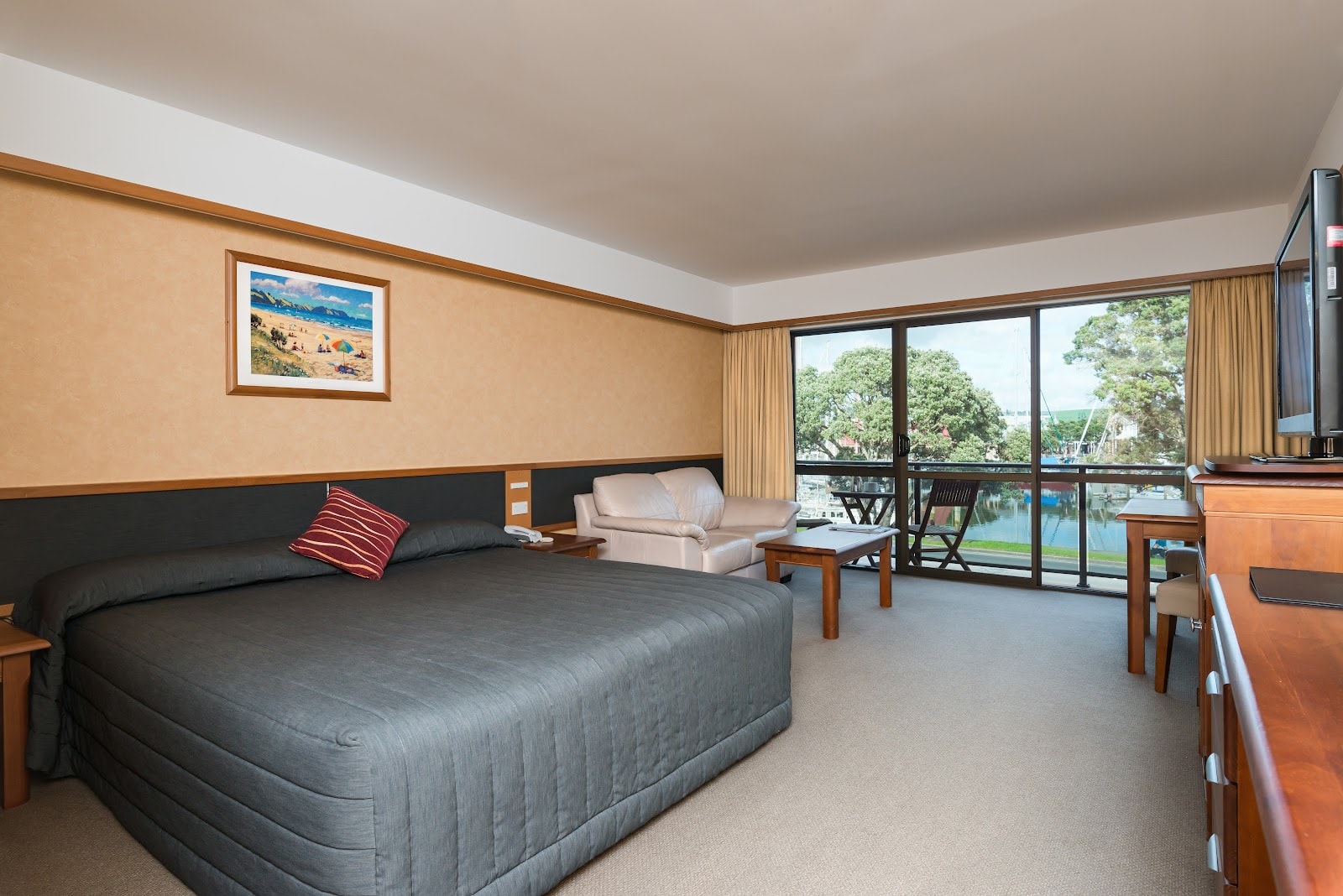 Distinction Whangārei Hotel & Conference Centre — Accommodation in Whangārei