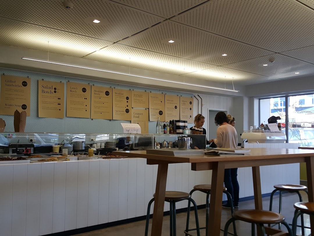 Albion Canteen — Takeaway Food in Napier