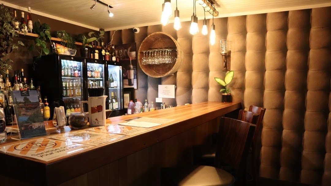 Riverside Bar & Restaurant — Restaurants in Tūrangi