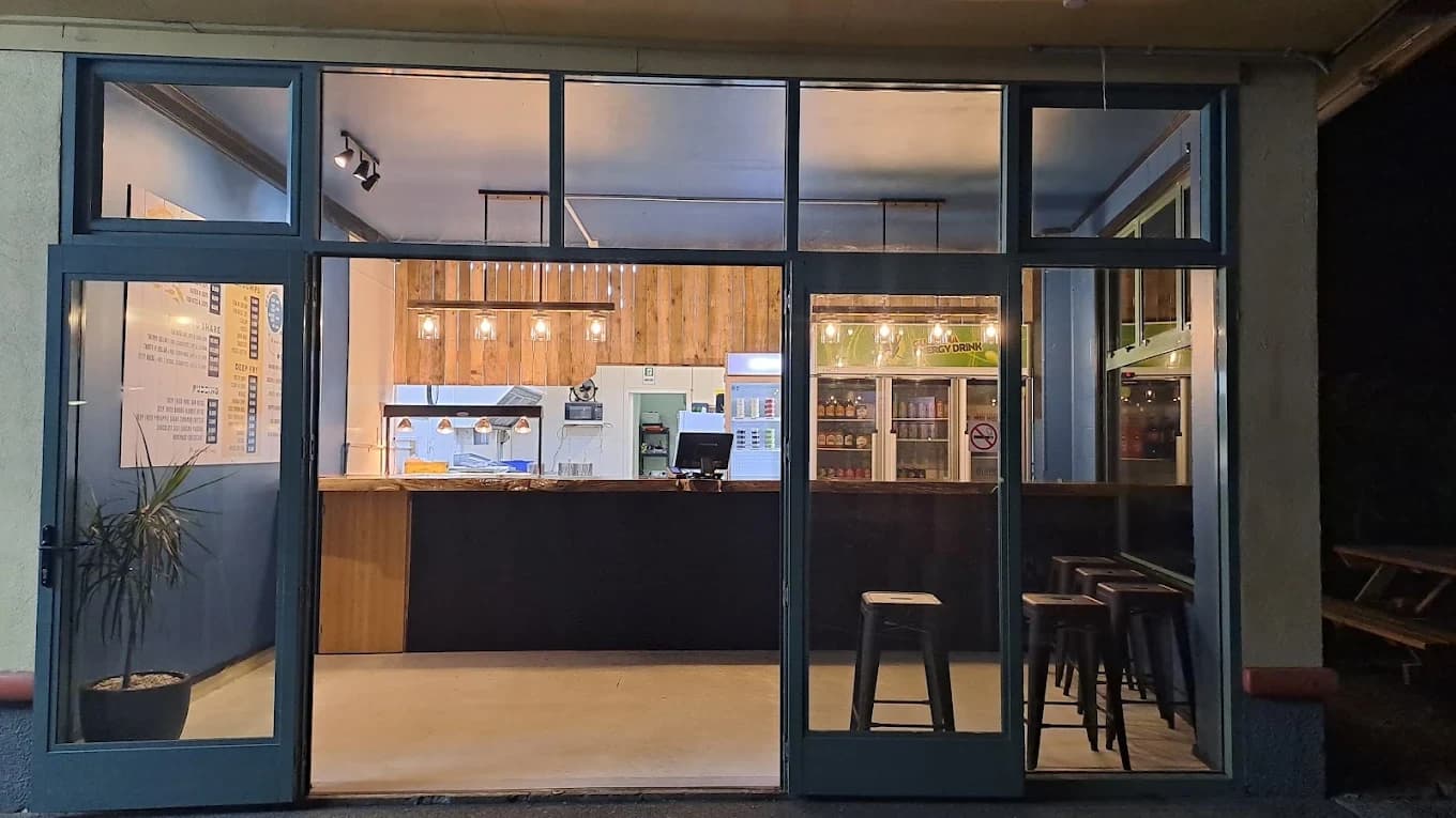 Calypso Takeaways — Fast Food in Bay of Islands