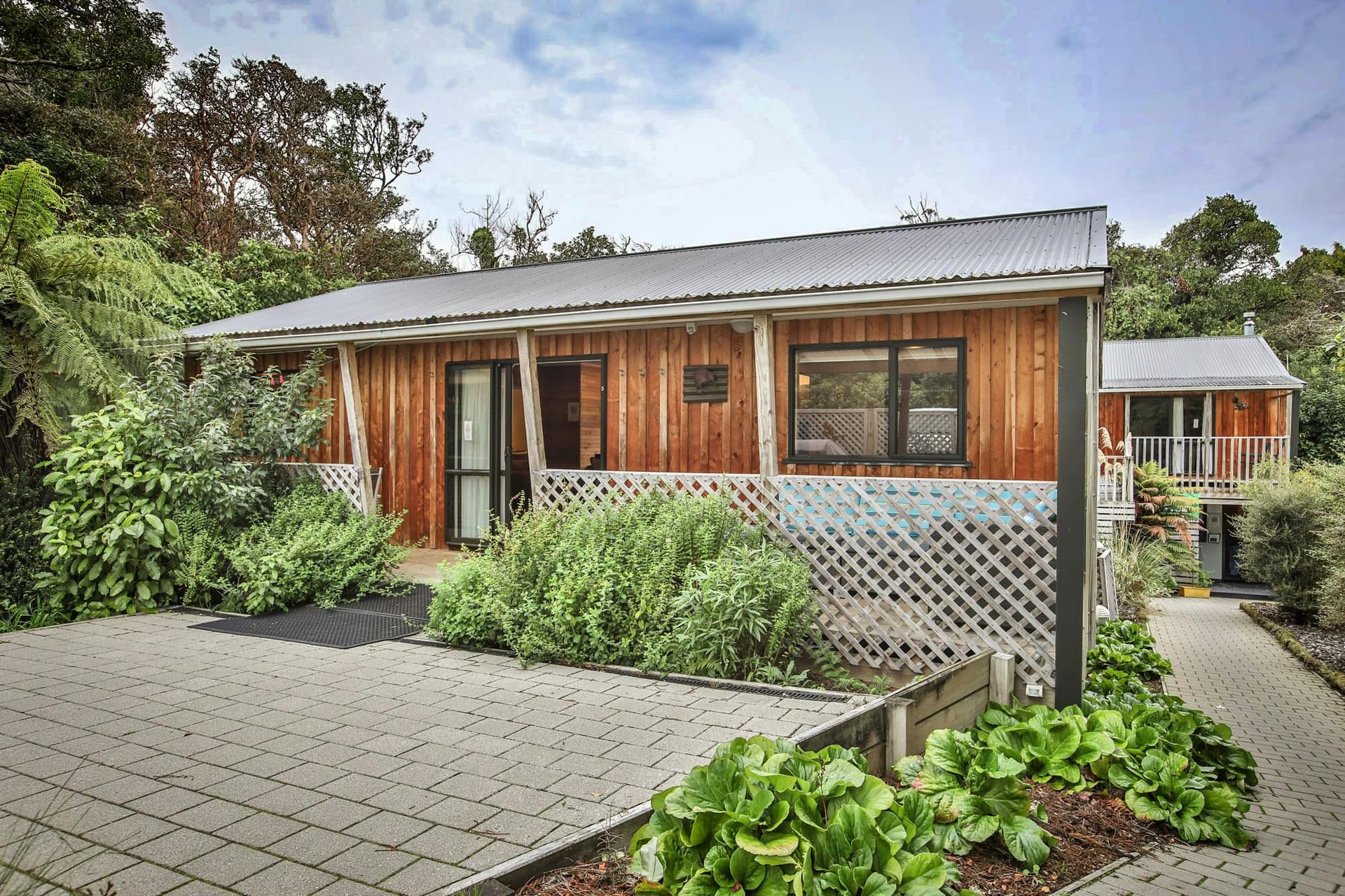 Kaka Retreat — Accommodation in Oban