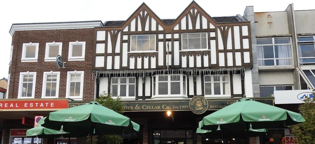 Dickens Inn