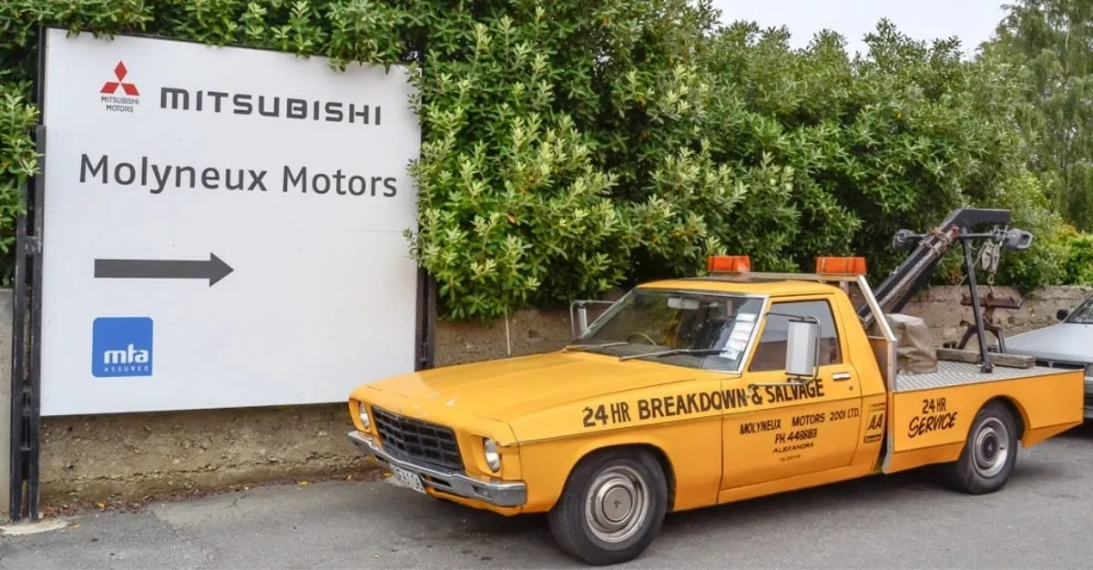 Molyneux Motors — Automotive Services in Alexandra