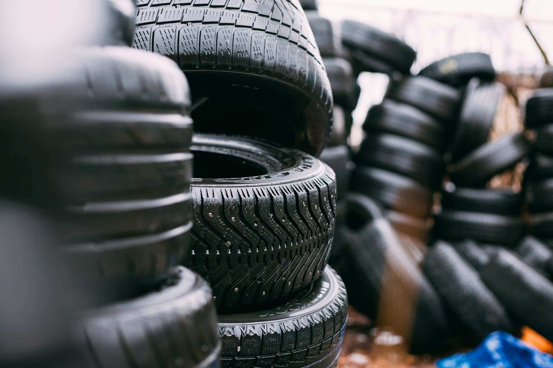 Overtime Tyres — Mechanics in Maungakiekie-Tāmaki