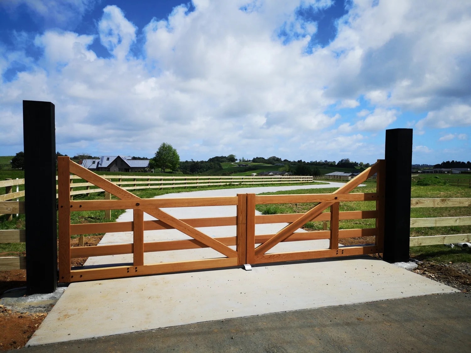 Wooden Gates — General Contractors in Waiuku