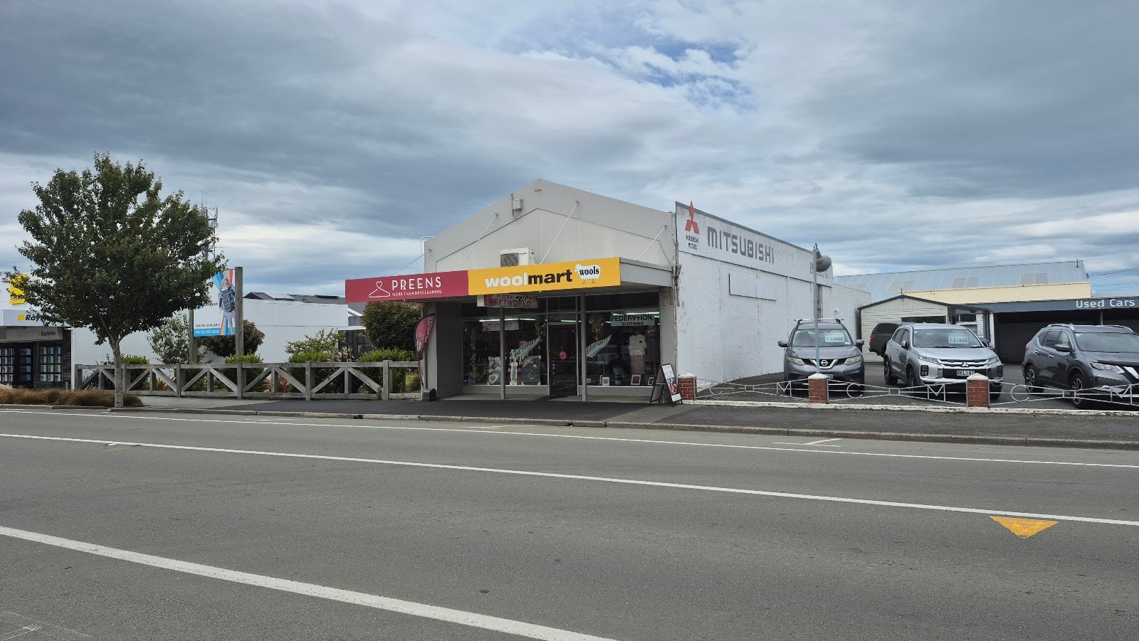 Floral Gift World — Florists in Balclutha