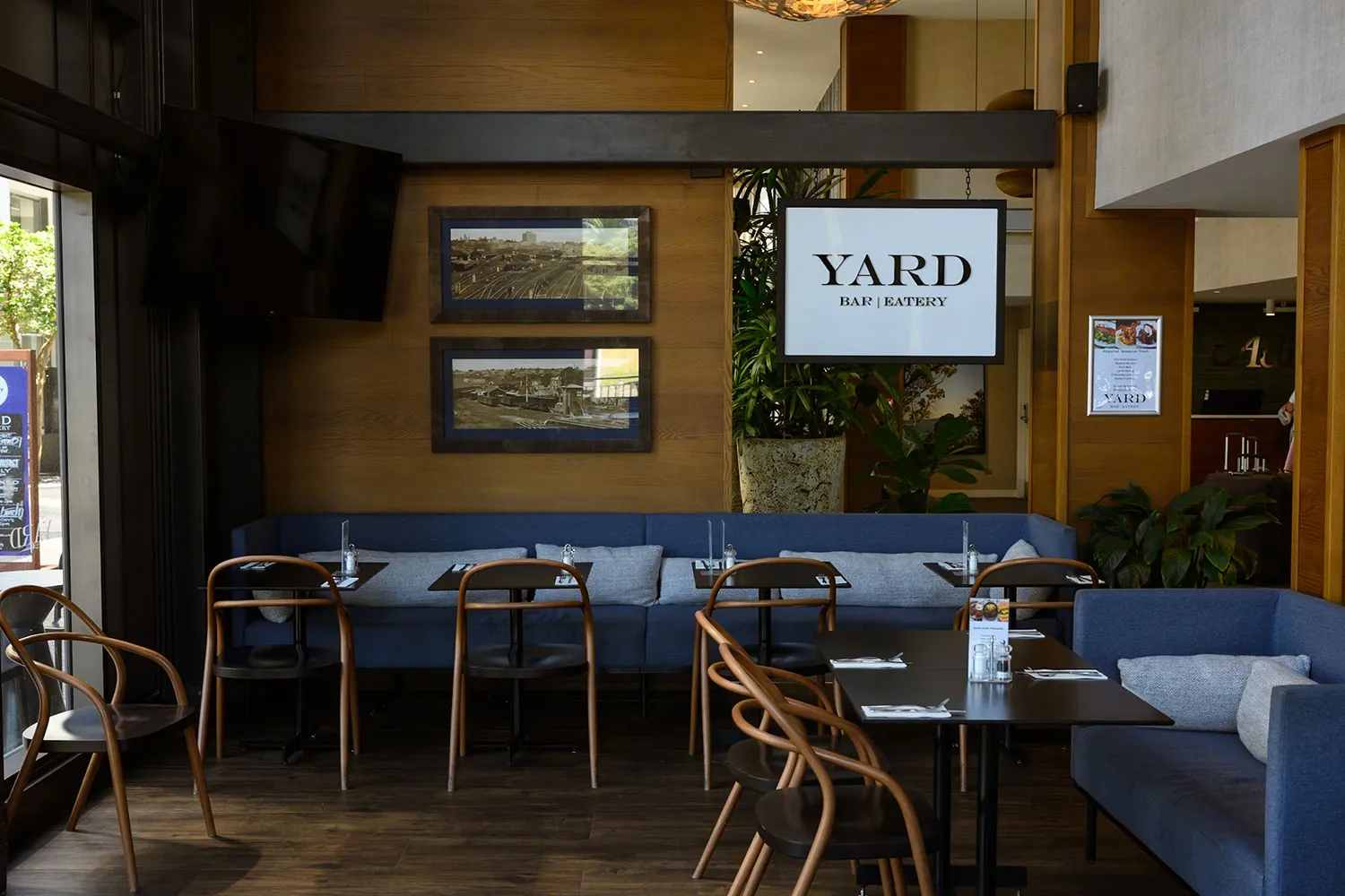 Yard Bar and Eatery — Café in Auckland