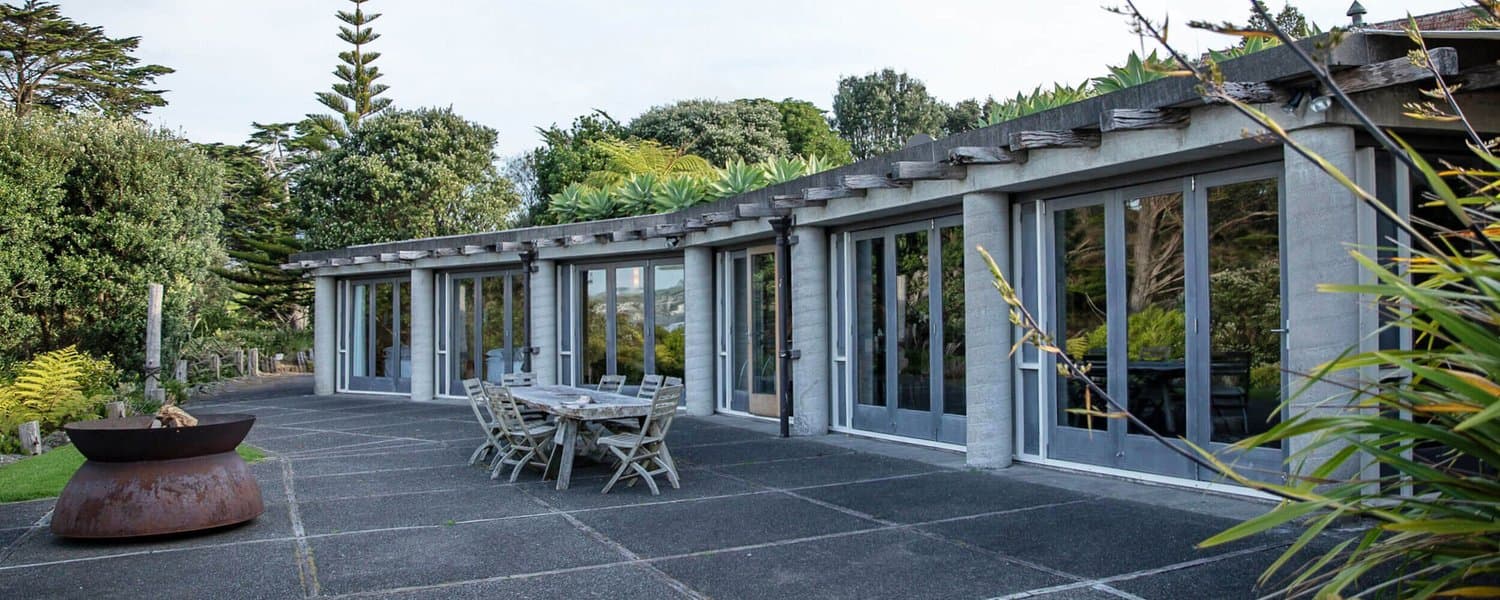 Oraukawa Lodge — Accommodation in Ōakura