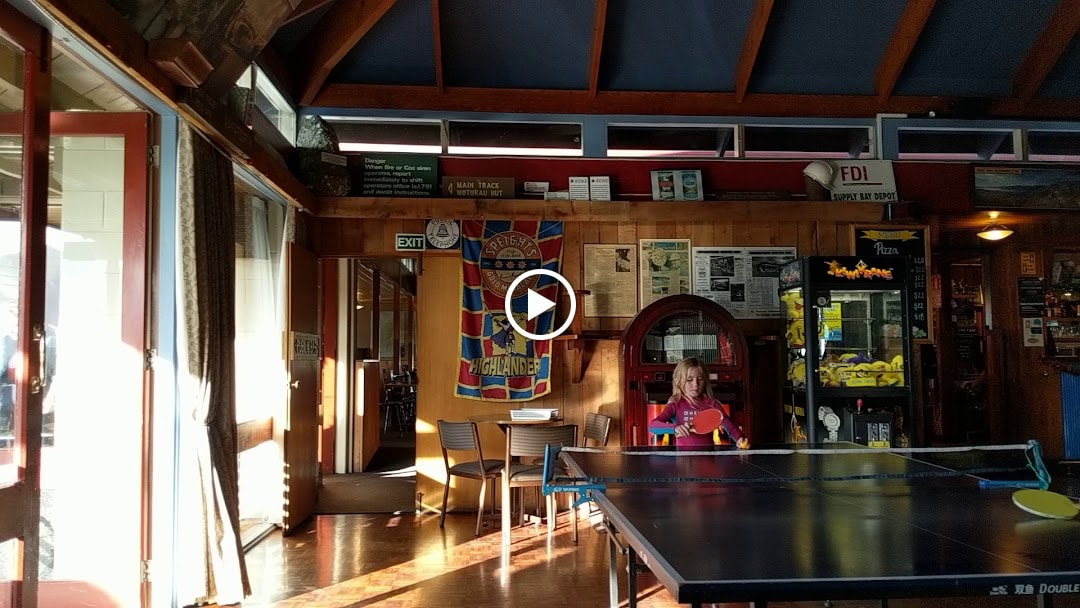 Manapouri Lakeview Cafe and Bar — Takeaway Food in Manapouri