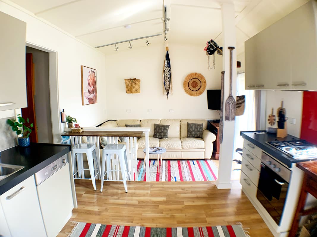 The Little Red Shed — Accommodation in Russell