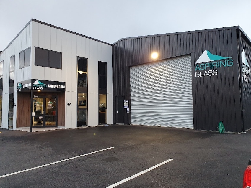Aspiring Glass — Building Materials in Wānaka