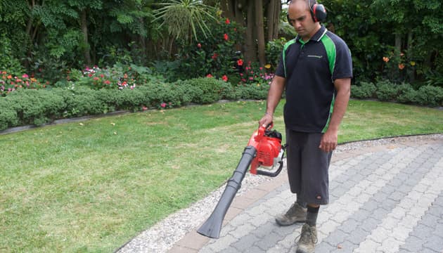 SelectLawnMowing Wellington — Gardening Services in Wellington