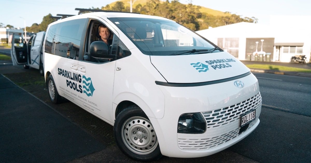 Sparkling Pools — Pool Services in Ōrākei