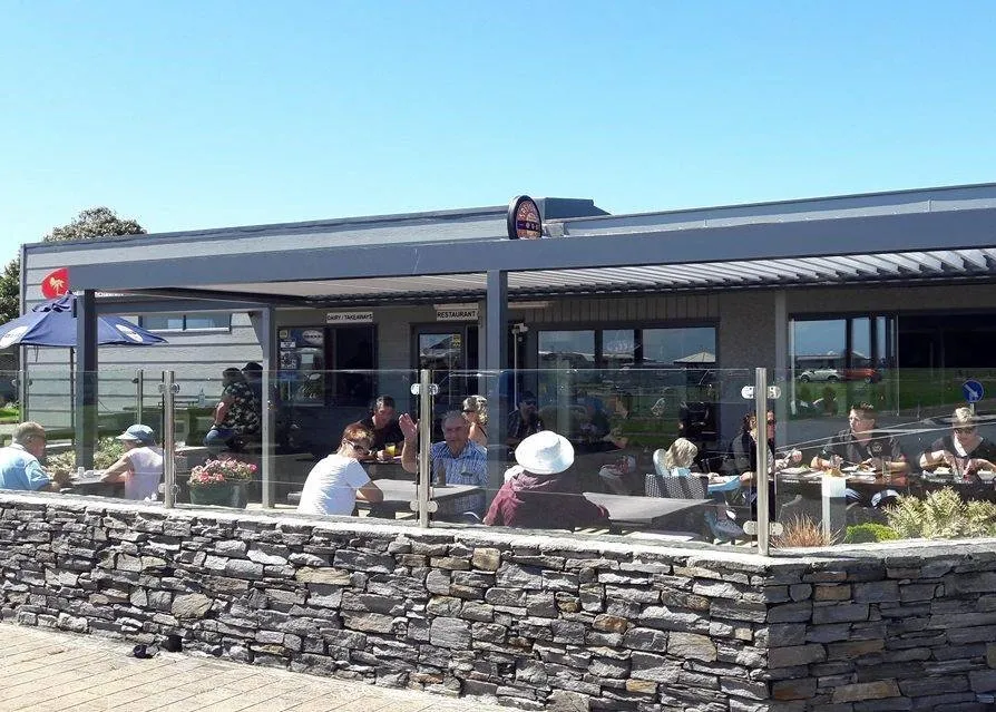 Donaldos Cafe & Bar — Restaurants in Carters Beach