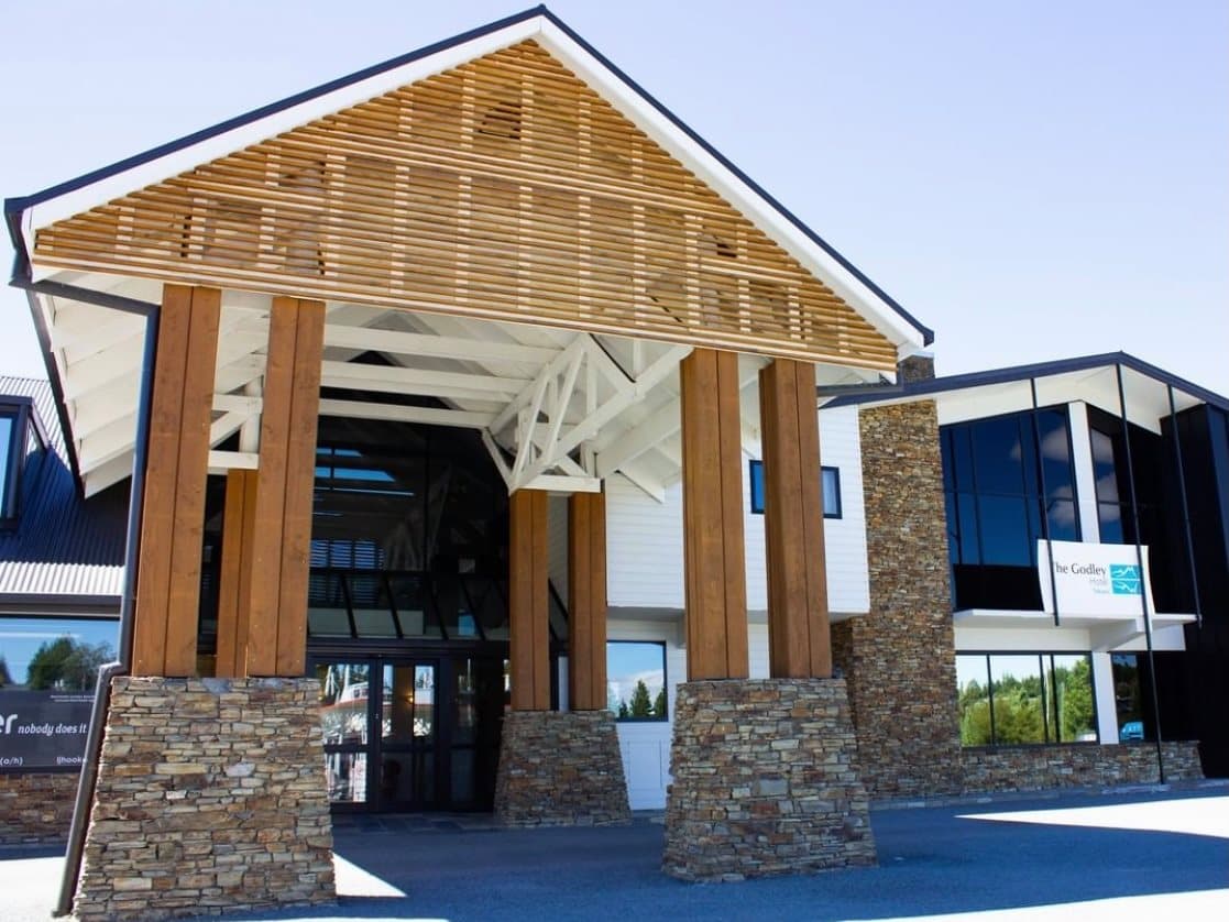 Godley Hotel — Accommodation in Lake Tekapo