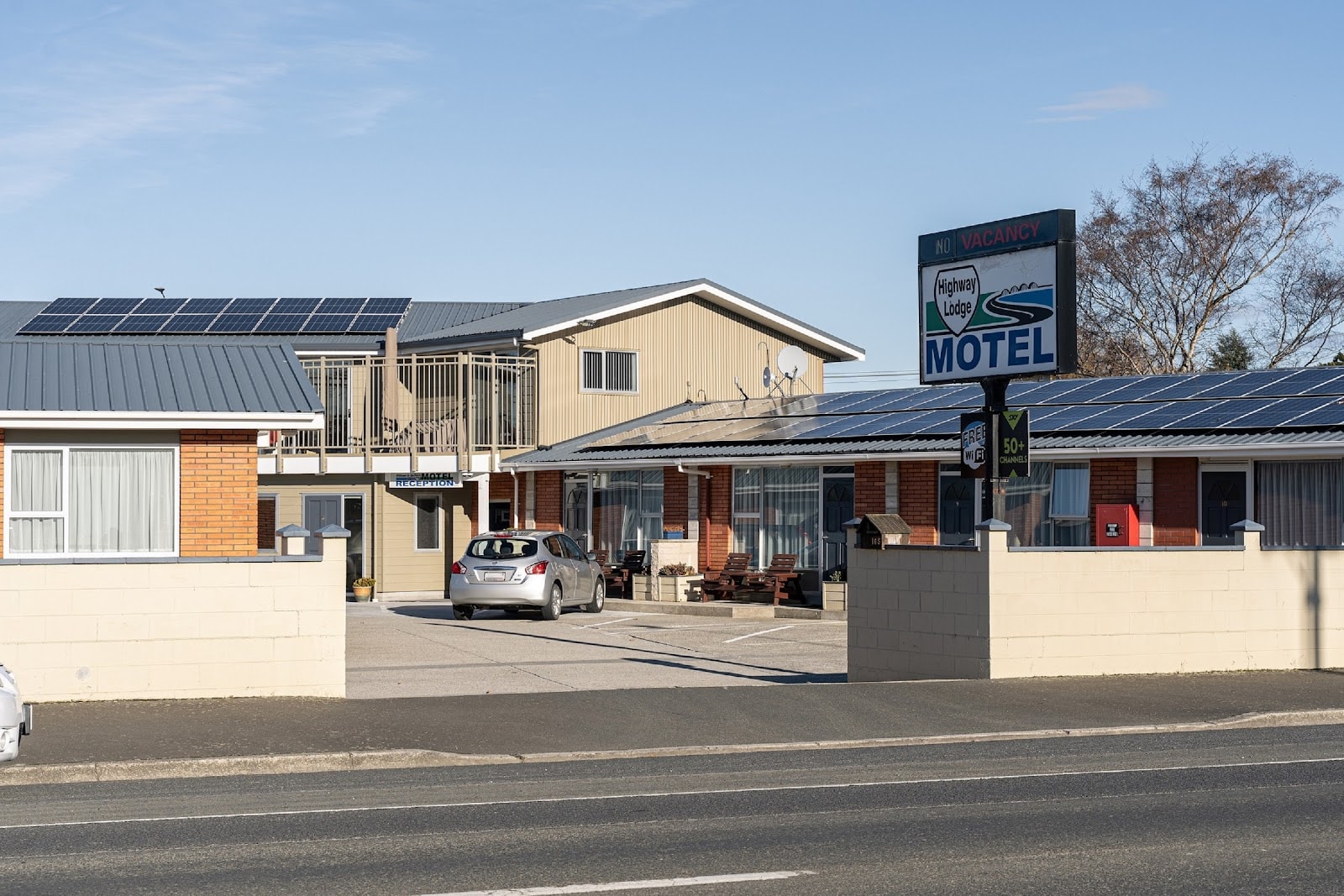 Highway Lodge Motel — Accommodation in Balclutha