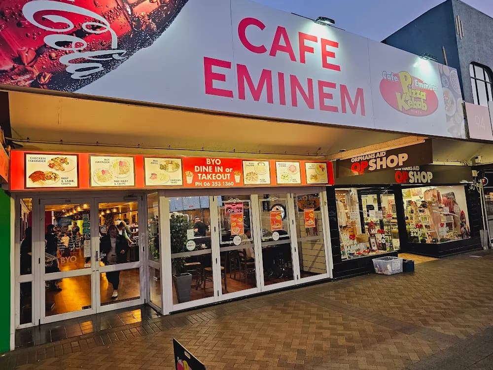 Cafe Eminem — Restaurants in Palmerston North