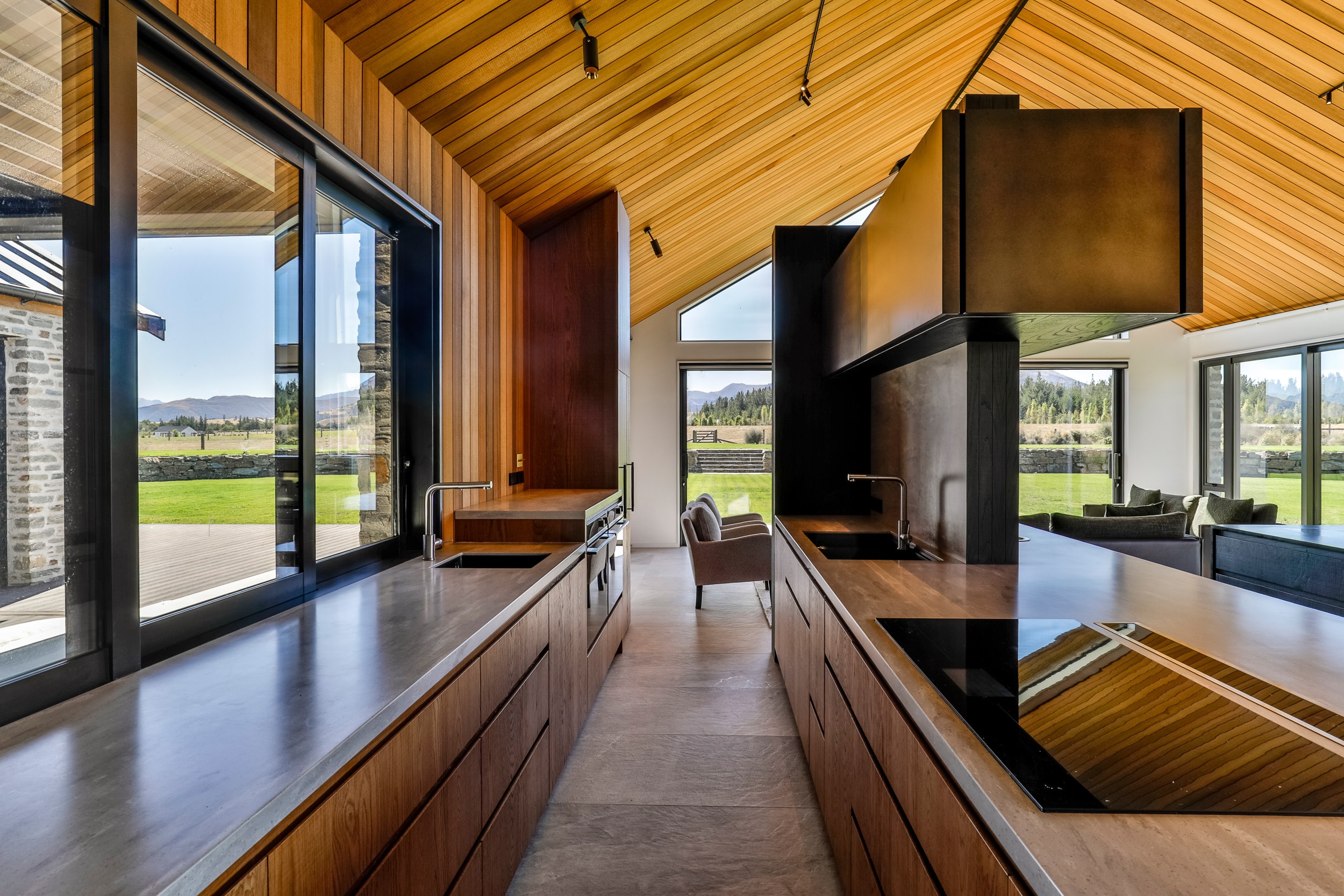 Joinery Crew — Carpenters & Joiners in Wānaka