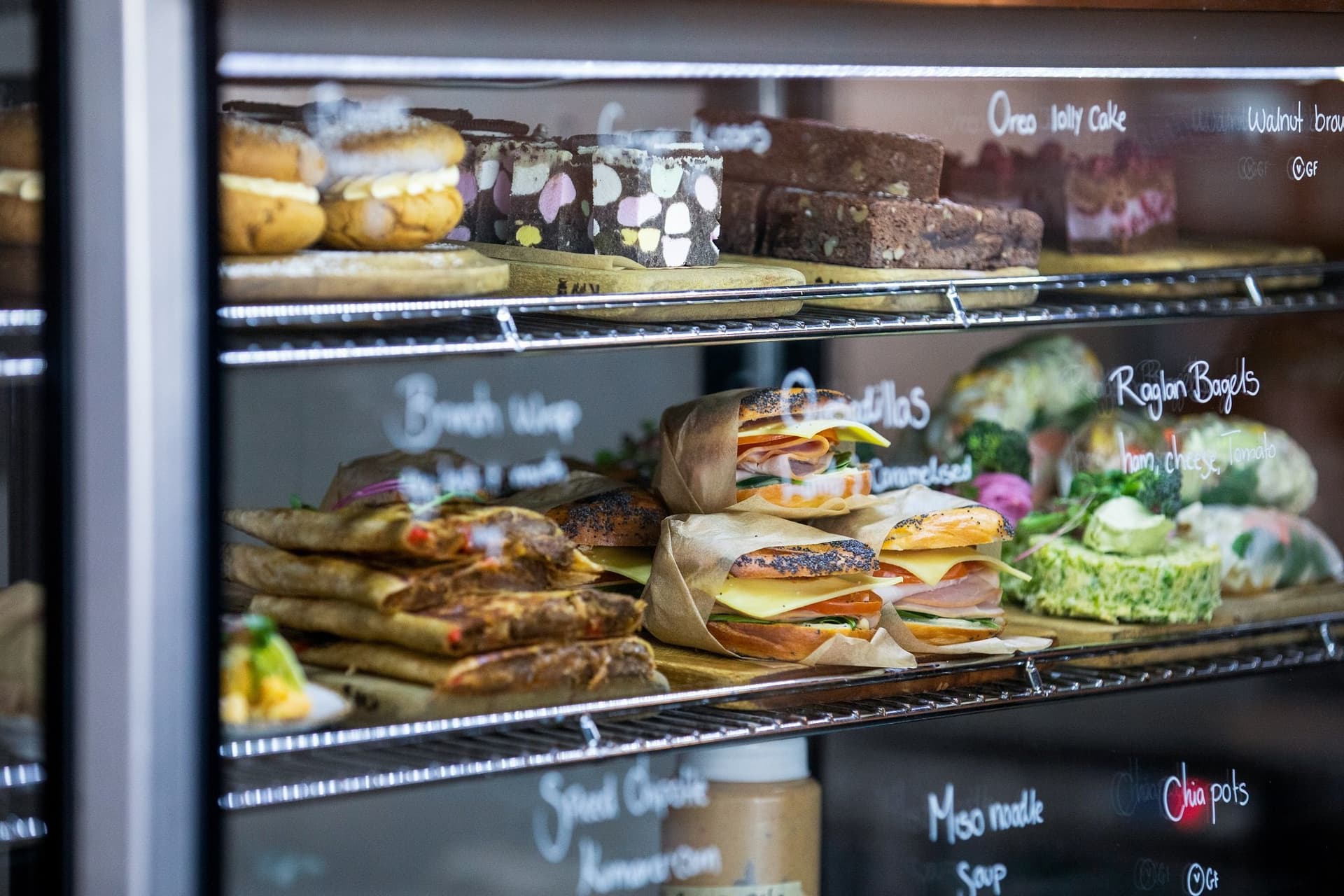 Frank — Café in Hamilton