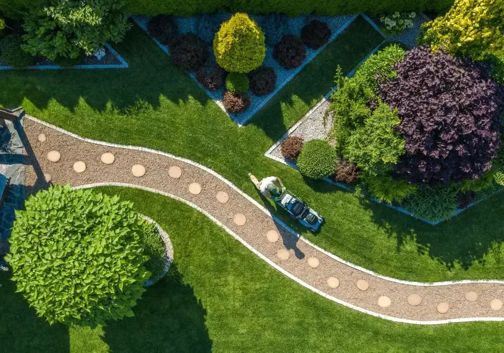 PSB Lawn & Gardening — Gardening Services in Hamilton