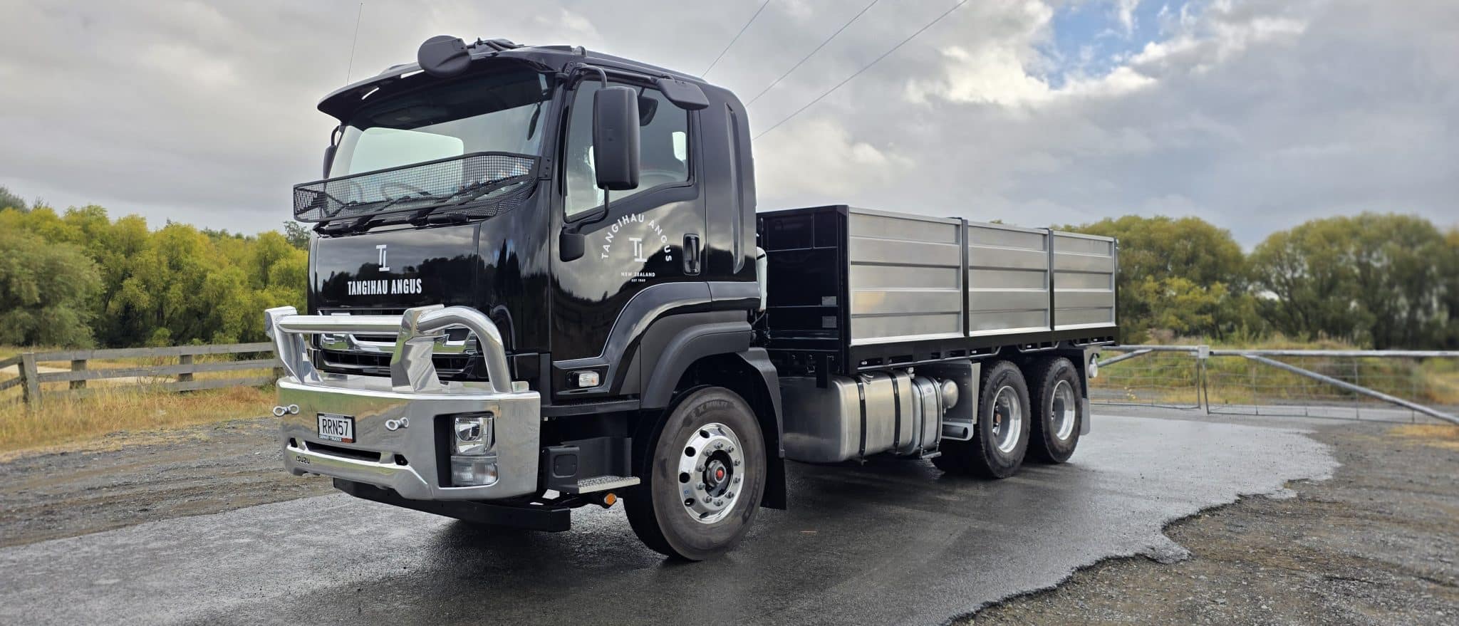 Deakin Trucks — Auto Parts Stores in Hastings