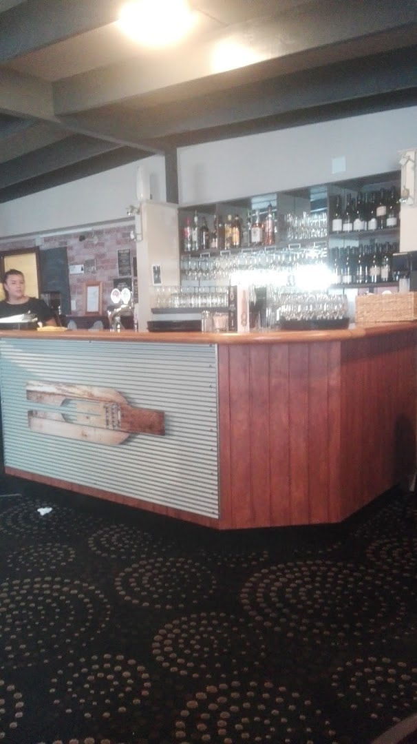 Pukemanu Bar & Function Centre — Bars in Martinborough