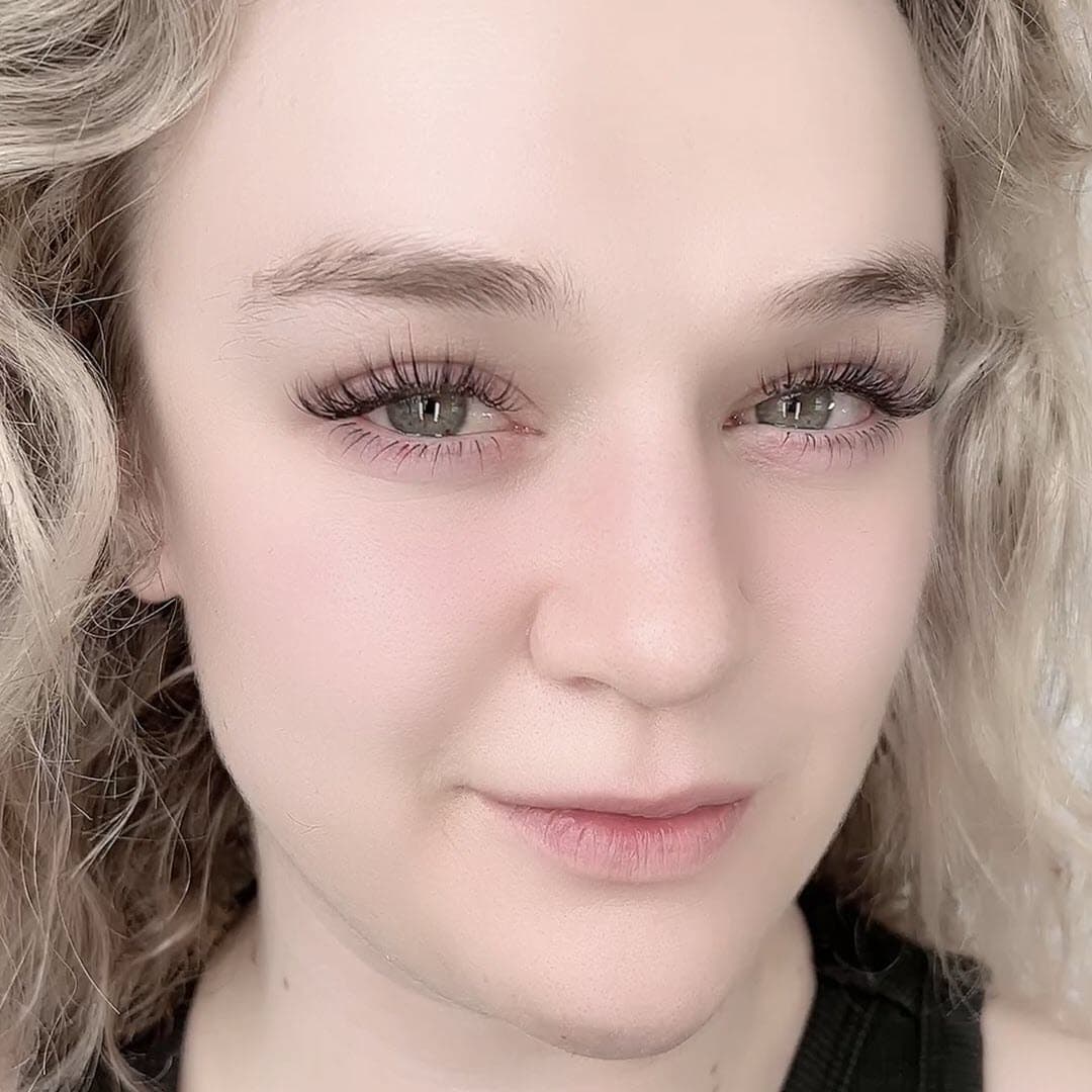 Lashury — Beauty Salons in Devonport-Takapuna